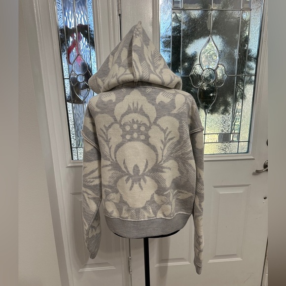 Free People Silver and White Bomber Jacket with Asymmetrical Design - Picture 6 of 16